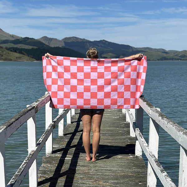 Ico traders Sand Free Beach Towel - Candyfloss + Lipgloss