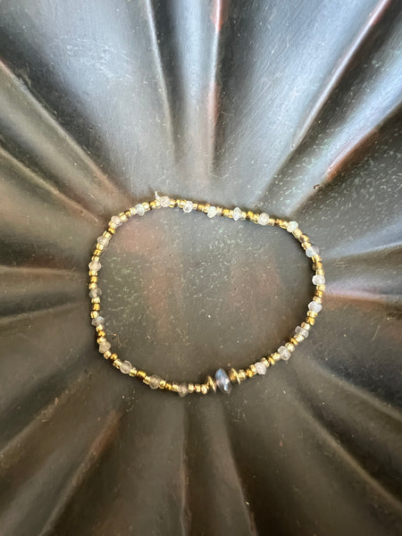 Luum Workshop Bracelet - Labradorite
